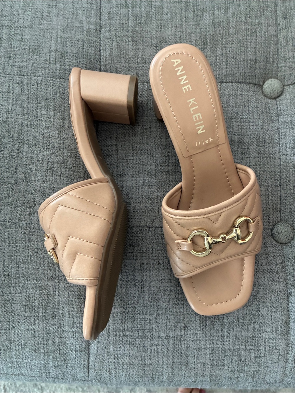 Anne Klein iflex -quilted horsebit inspired slides 6.5